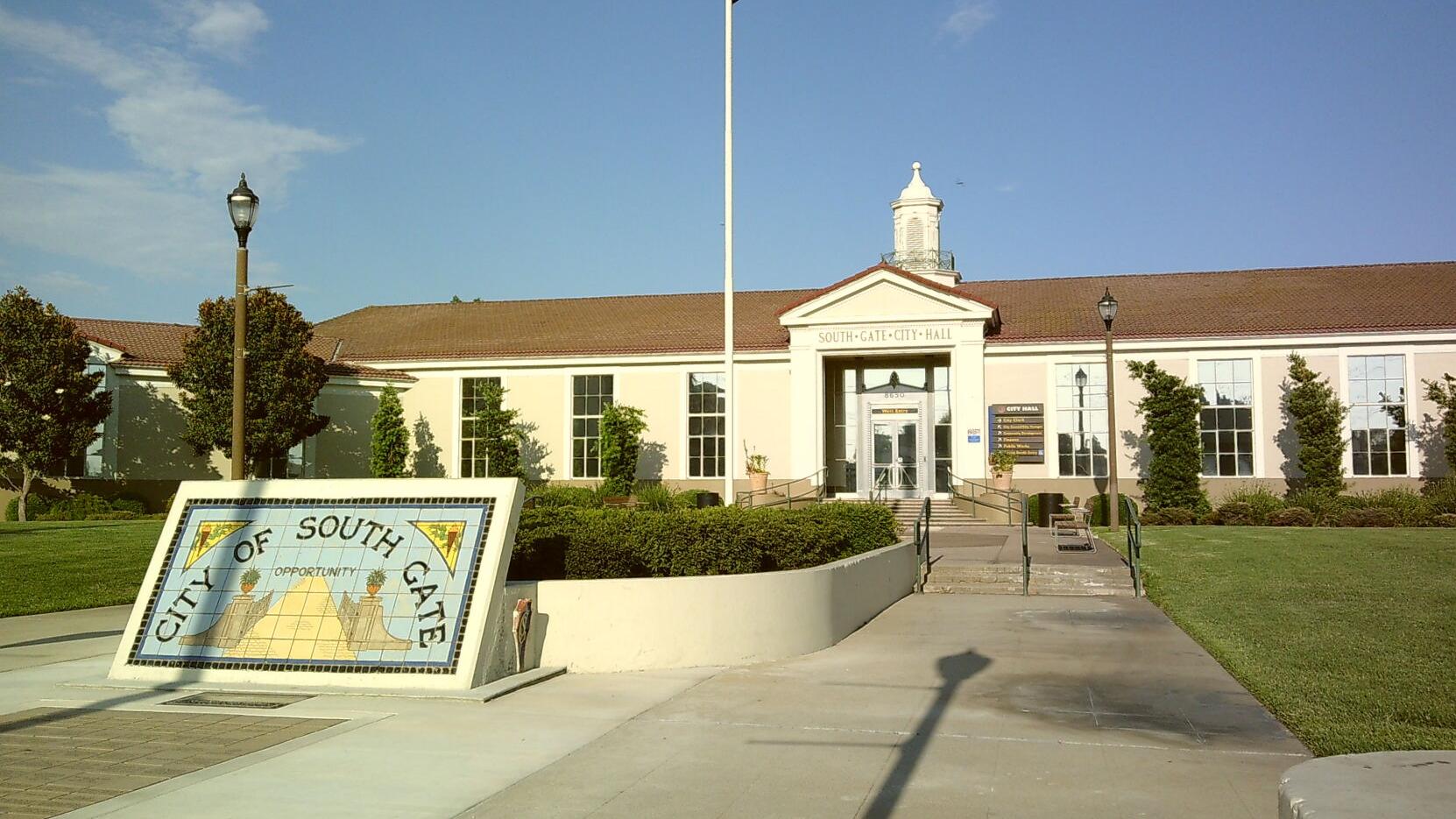A few days before the election, South Gate elected official faces accusations of ethics violation
